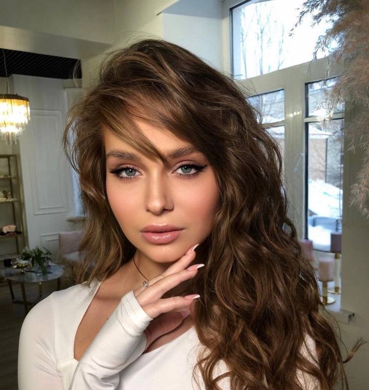 Юлия привлекальеная девушка из Невинномысска цена от 8000 руб