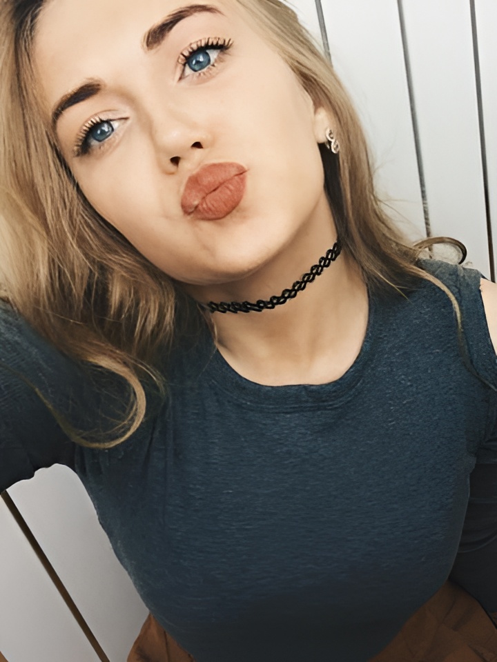 Индивидуалка Юна, доступна для личного знакомства от 10000 руб