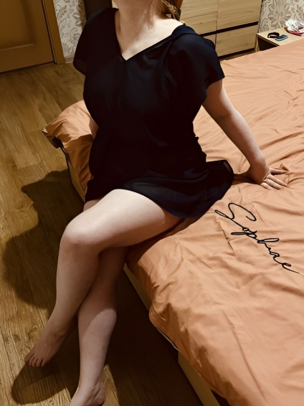 Лючия привлекательная девушка из Невинномысска цена от 1500 руб