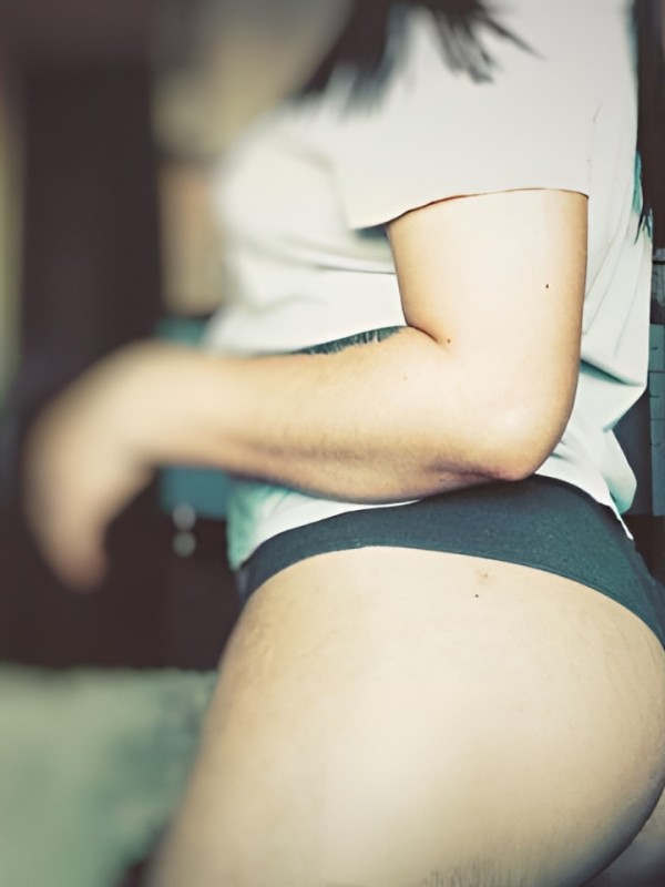 Нина привлекательная девушка из Невинномысска цена от 1500 руб